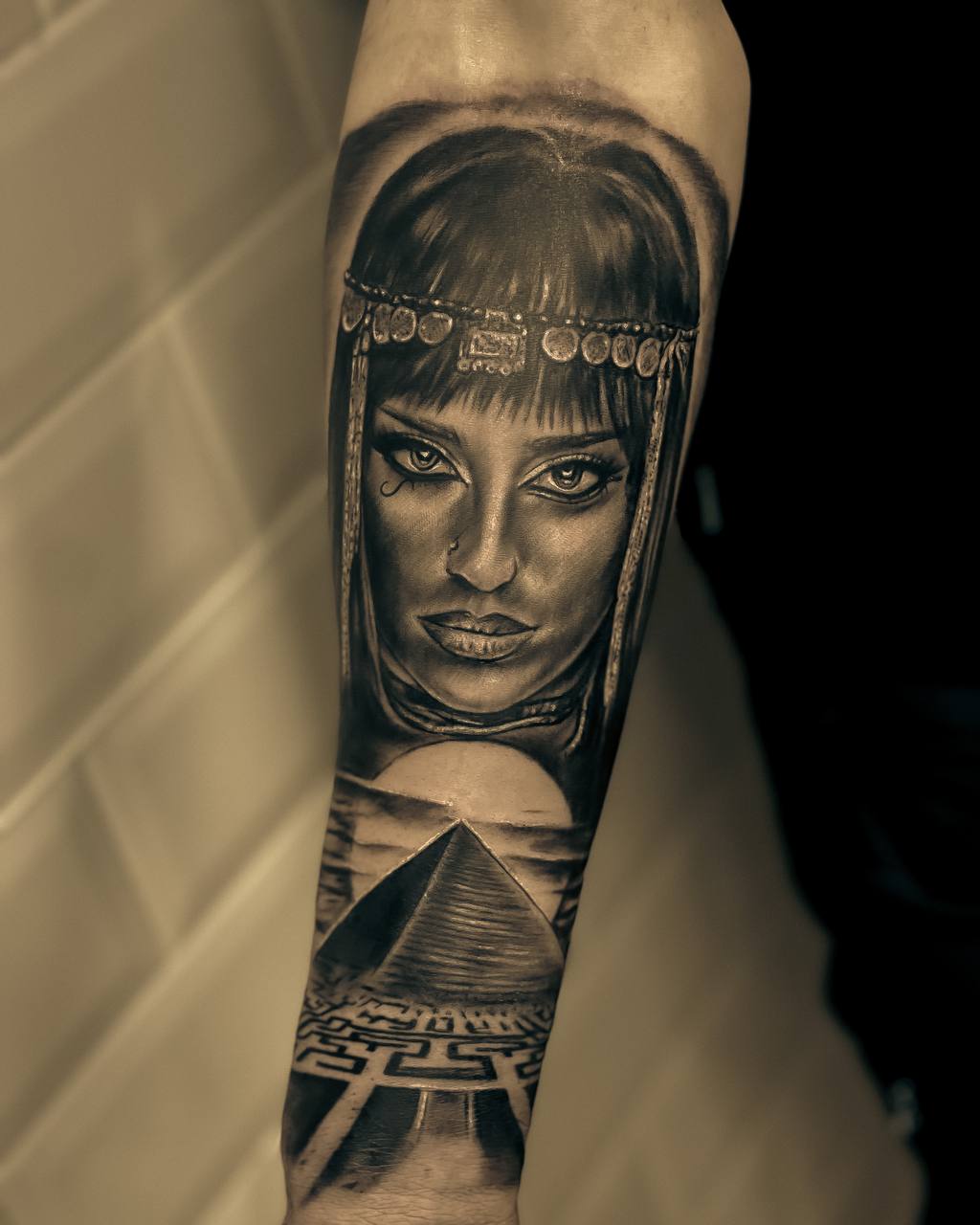 Realism TATTOOS 11 realism tattoo cleopatra tattoo by vatican lounge manchester uk
